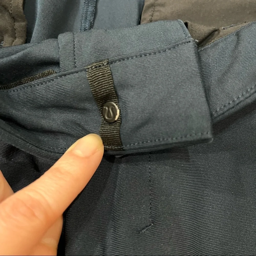 Lululemon Pants Men 34 Navy  Commission SLIM Fit Warpstreme Stretch Golf Chino - Picture 8 of 11